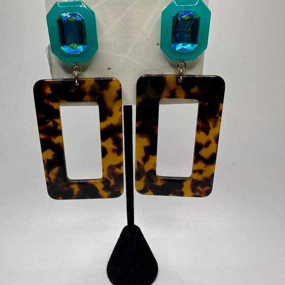 Gemma Layne Tortoise Shell Square Drop Earrings with a Blue/Green Rhinestone Po - Picture 1 of 5